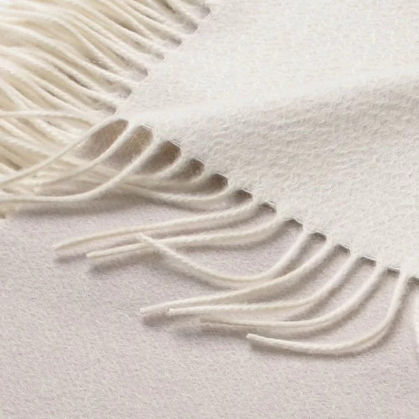 Masserano Biella Dove Gray Fringe Throw - Image 2