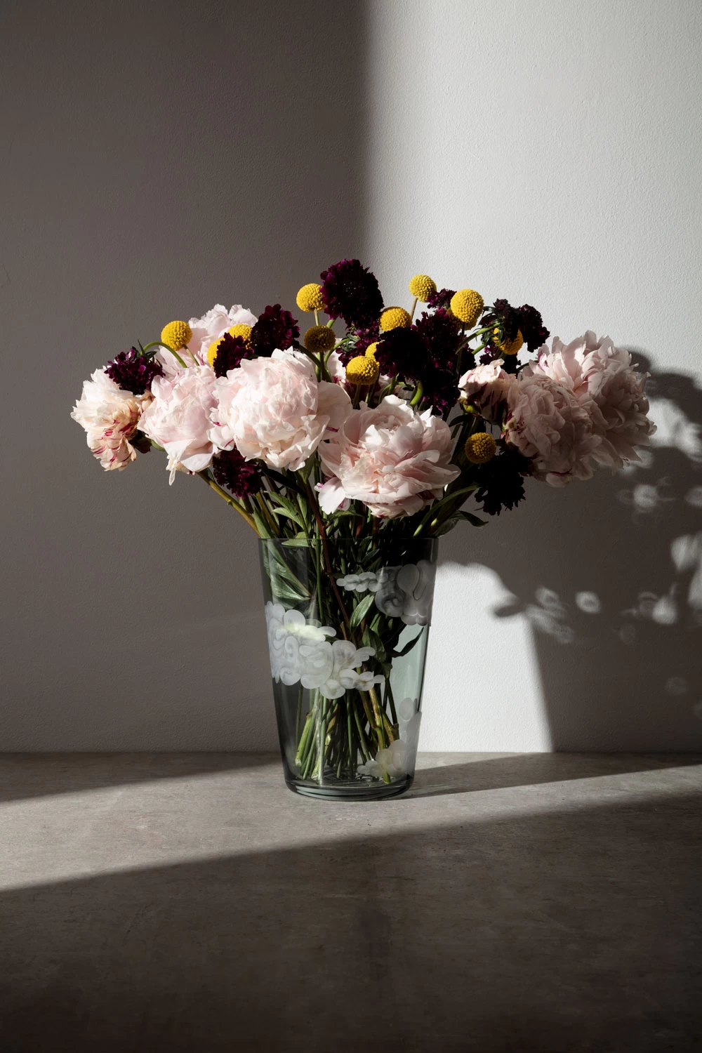 Jonathan Hansen In The Clouds Dark Grey Bucket Vase Large - Image 3