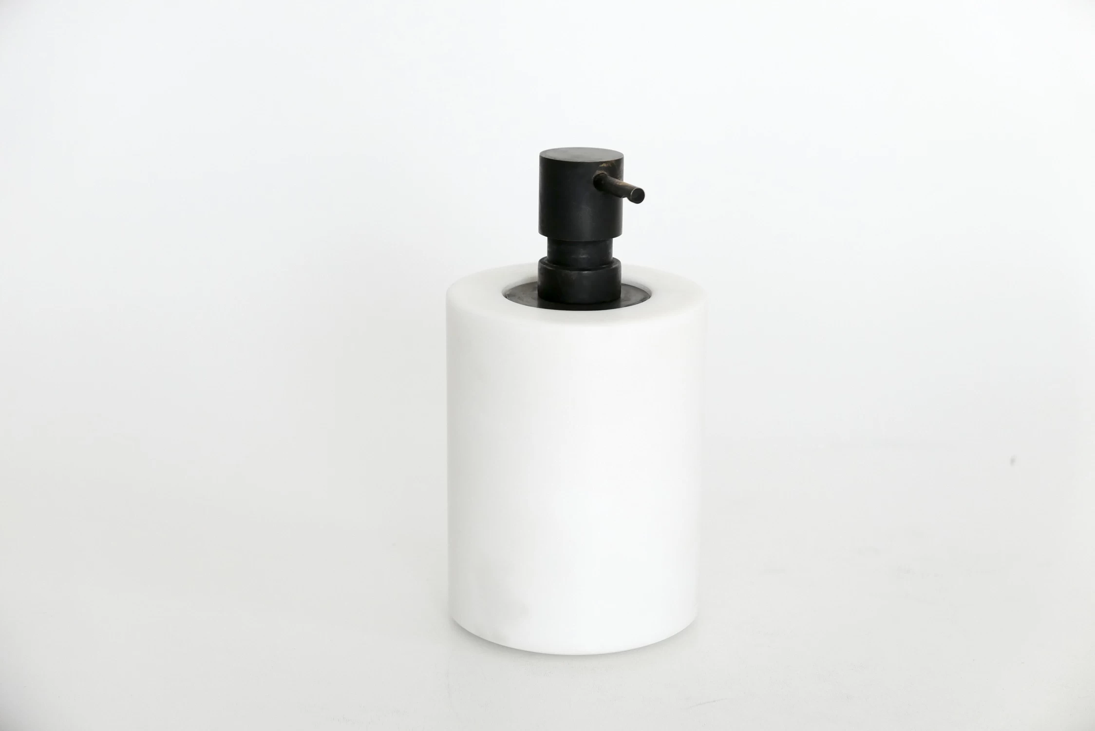 Michaël Verheyden Coppa Soap Dispensers - Image 2