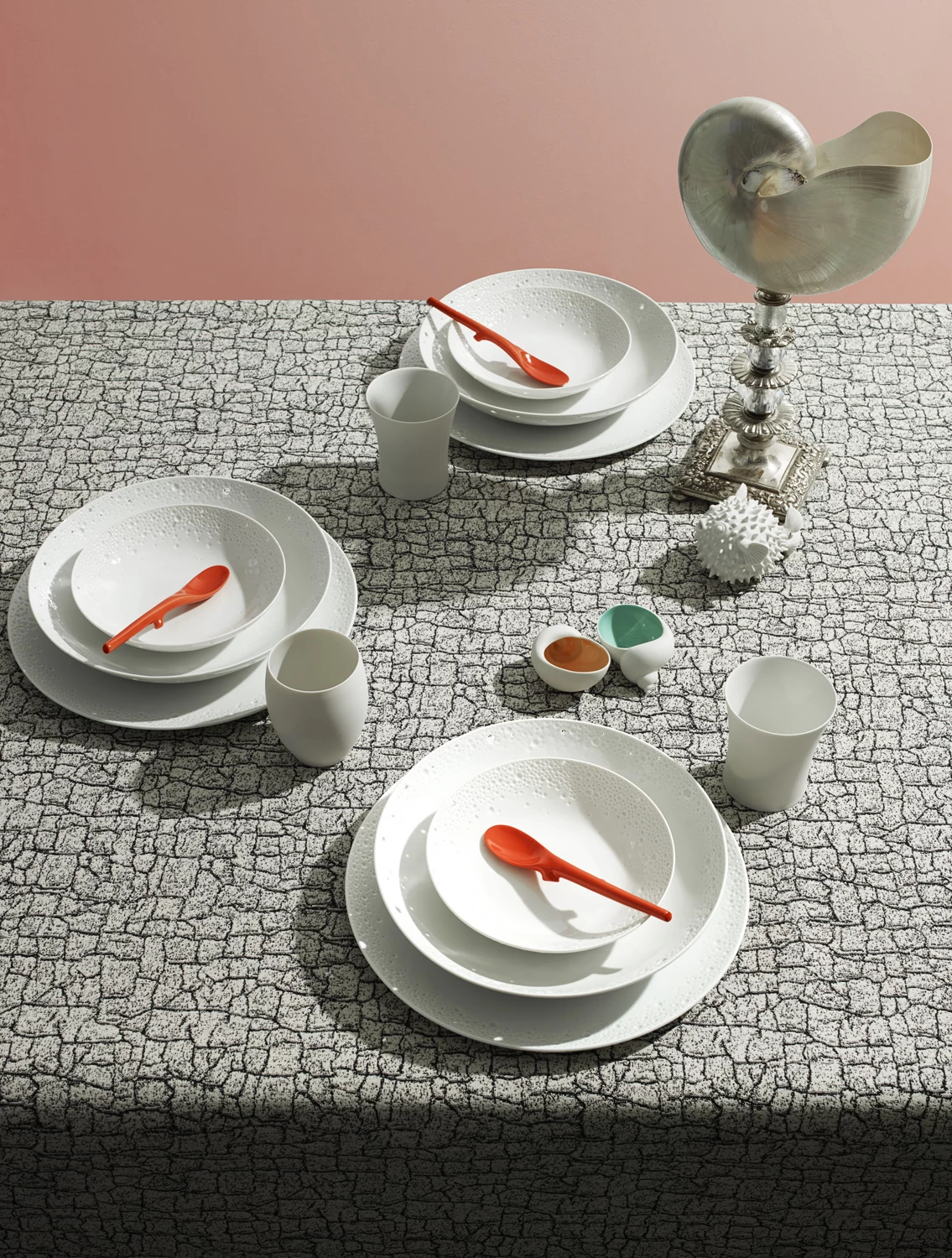 Nymphenburg Clam Shell White - Image 3