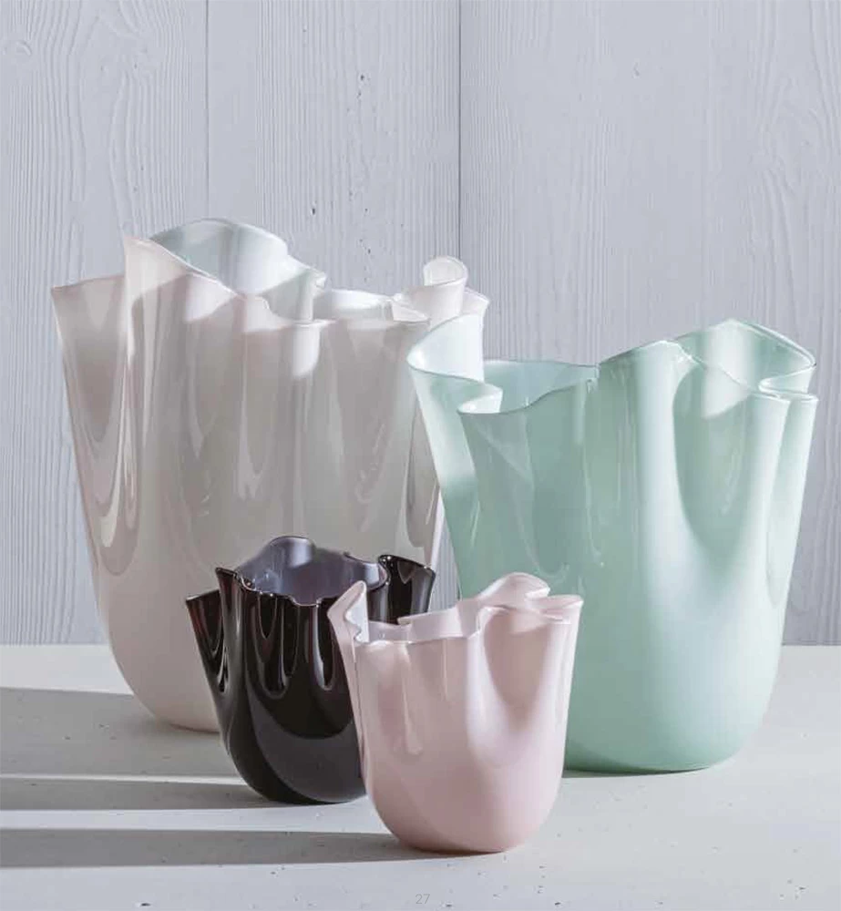 Venini Fazzoletto Opalino Bicolore Vases Ox Blood Red And Cipria Pink - Image 3