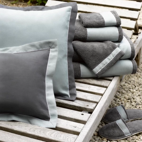 Mirabel Slabbinck Canina Bath Towels - Image 2