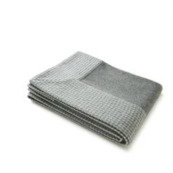 Masserano Tricot Pied De Pool Blanket